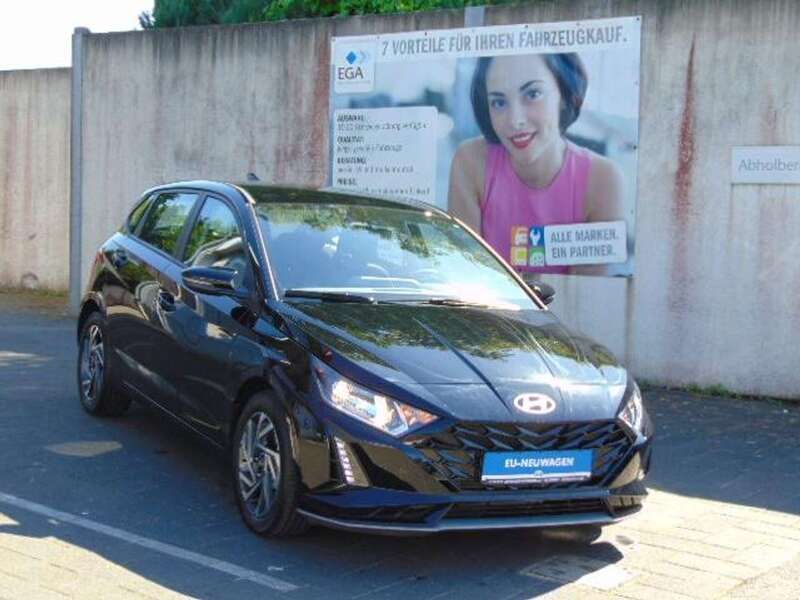 Schwarz Neu 2025 Hyundai i20 Limousine | 19.990 € (Guter Preis) - Bild 1/4