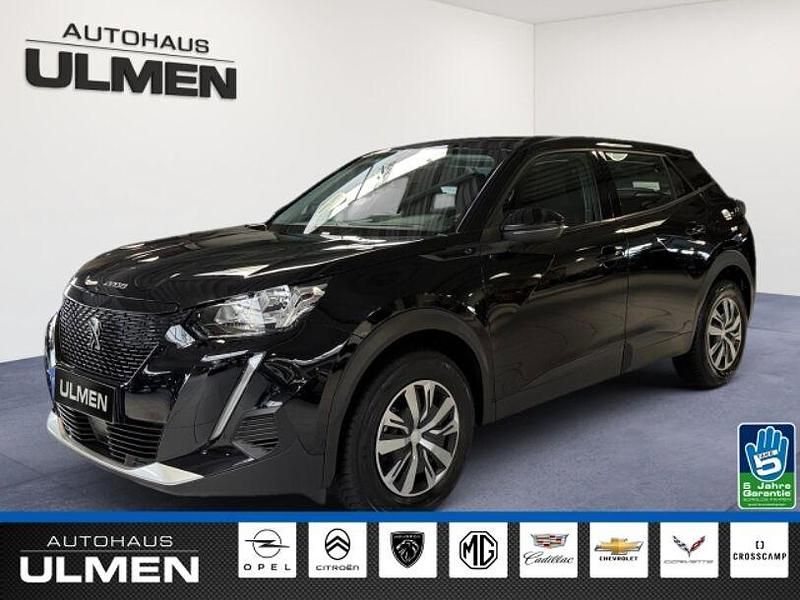 Gebraucht Peugeot e-2008 Active 100 kW (136 PS) 2022 Schwarz SUV