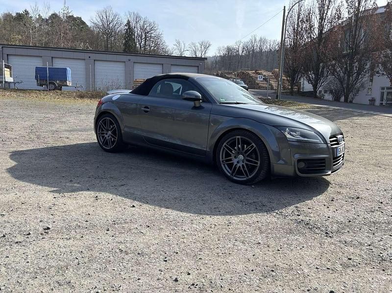 Gebraucht Audi TT Roadster 211 PS (155 kW) 2012 Grau Cabrio