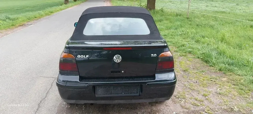 Gebraucht VW Golf Cabriolet Conceptline 116 PS (85 kW) 2001 Schwarz Cabrio