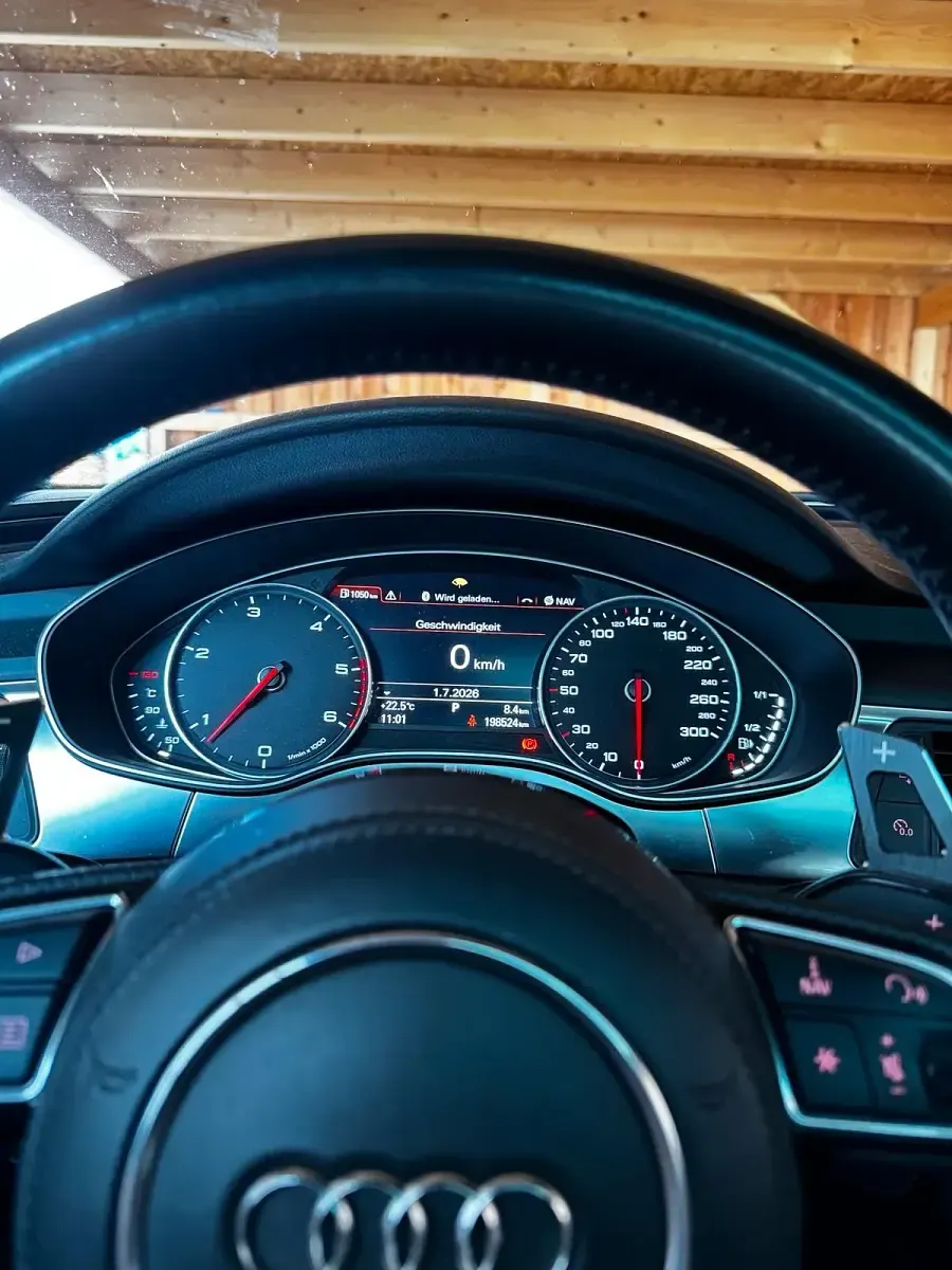 Gebraucht Audi A6 Comfort 313 PS (230 kW) 2014 Schwarz Kombi