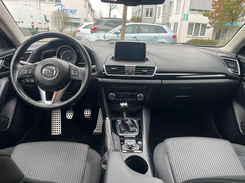 Gebraucht Mazda 3 Black Limited 150 PS (110 kW) 2015 Rot Limousine