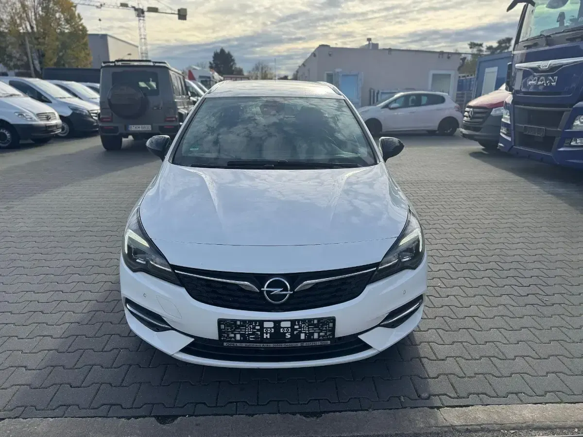 Używany Opel Astra 122 KM (89 kW) 2020 Biały Kombi