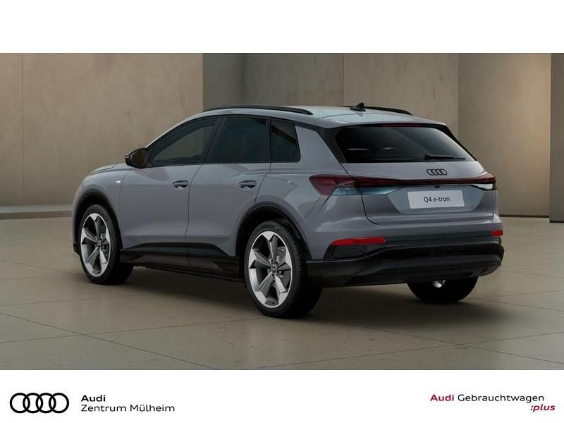Gebraucht Audi e-tron 210 kW (286 PS) 2024 Kieselgrau SUV