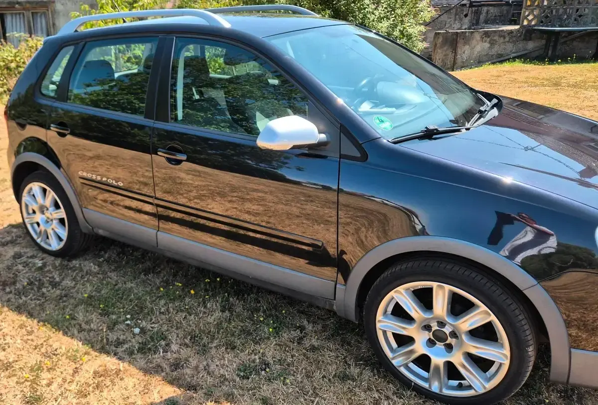 Gebraucht VW Polo Cross 105 PS (77 kW) 2007 Schwarz Kleinwagen