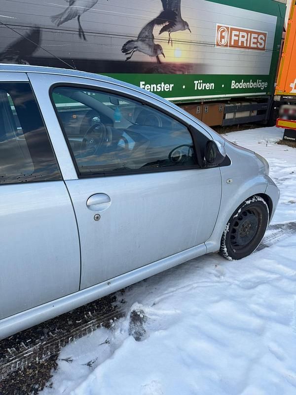 Gebraucht Toyota Aygo 68 PS (50 kW) 2008 Grau Kleinwagen