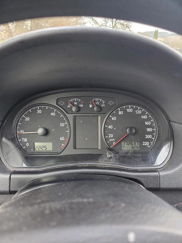 Gebraucht VW Polo 75 PS (55 kW) 2003 Grau Kleinwagen