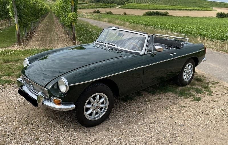 Second-hand MG B 95 CP (69 kW) 1976 Verde Cabrio