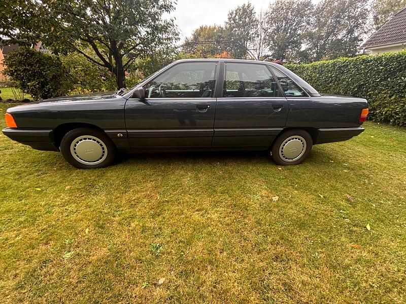 Gebraucht Audi 100 133 PS (97 kW) 1990 Blau Limousine