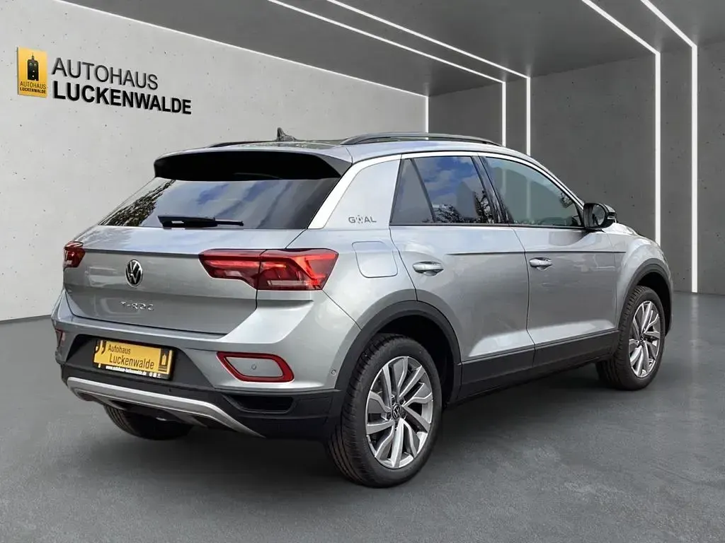 Gebraucht VW T-Roc Goal 150 PS (110 kW) 2026 Pyritsilber metallic SUV