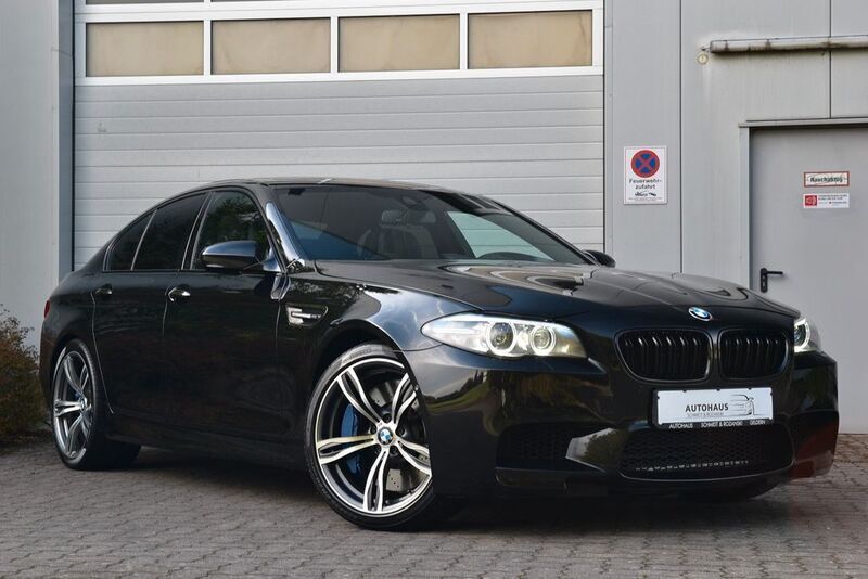 Schwarz Gebraucht 2013 BMW M5 Performance Limousine | 31.199 € (Superpreis) - Bild 1/4