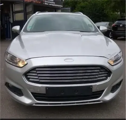 Gebraucht Ford Mondeo 150 PS (110 kW) 2015 Silber Kombi