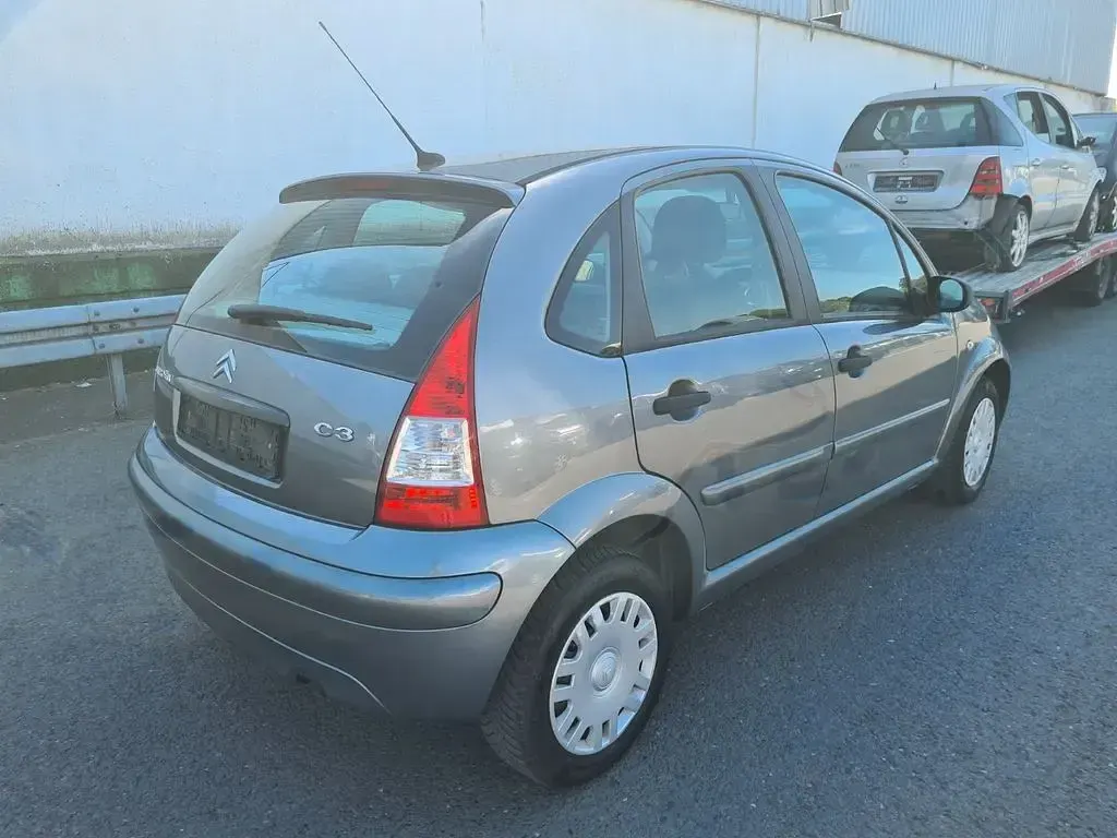 Gebraucht Citroën C3 Tonic 60 PS (44 kW) 2009 Grau Limousine