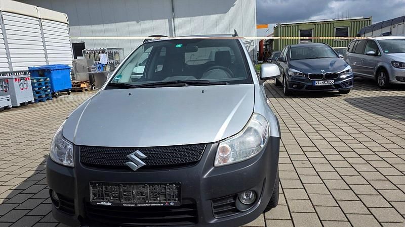Gebraucht Suzuki SX4 120 PS (88 kW) 2009 Grau SUV