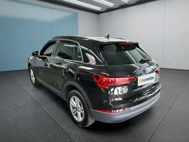 Gebraucht Audi Q3 150 PS (110 kW) 2024 Schwarz SUV