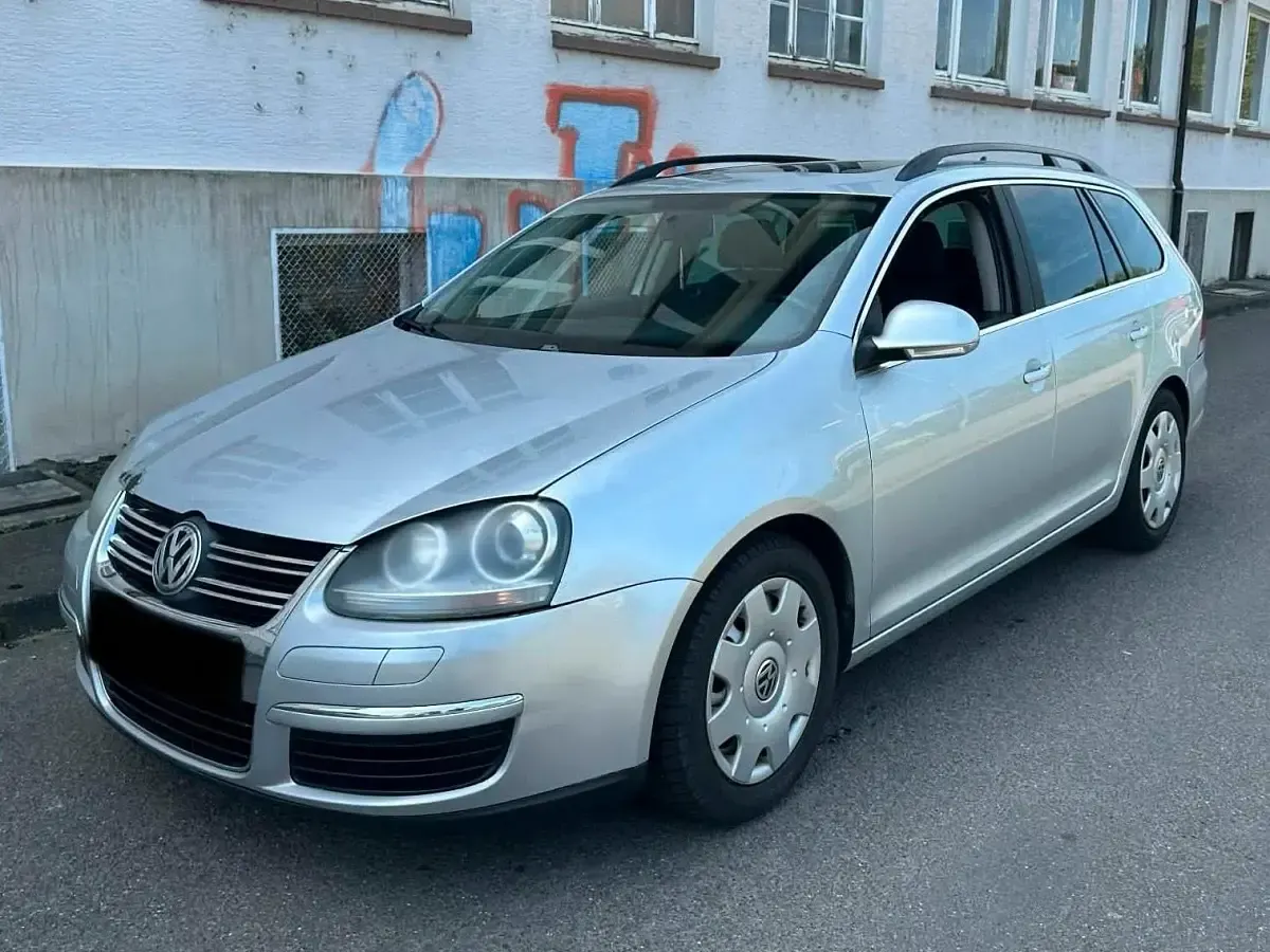 Second-hand VW Golf V 140 CP (102 kW) 2007 Argintiu Break