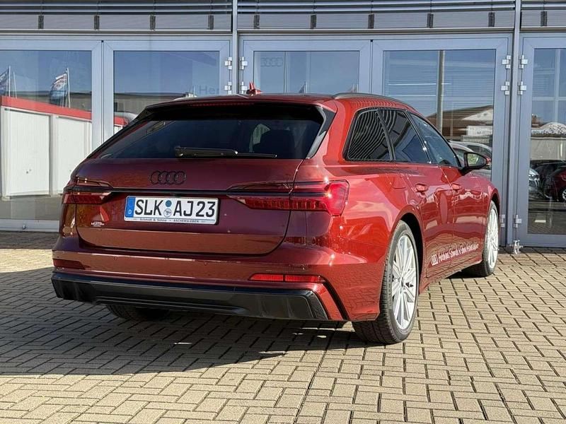Gebraucht Audi S6 Ambiente 344 PS (253 kW) 2025 Rot metallic Kombi
