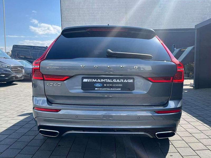 Gebraucht Volvo XC60 R-Design 197 PS (144 kW) 2019 Osmium grey metallic SUV