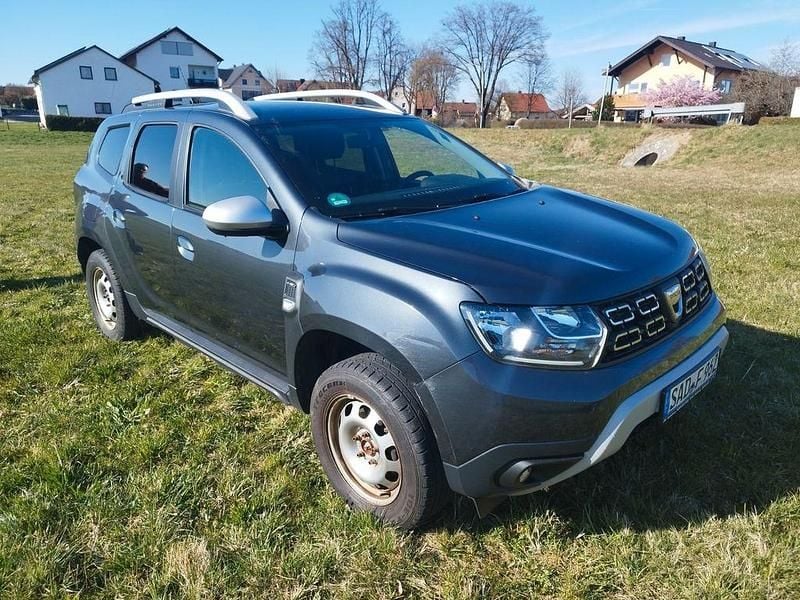 Gebraucht Dacia Duster Prestige 116 PS (85 kW) 2020 Grau SUV