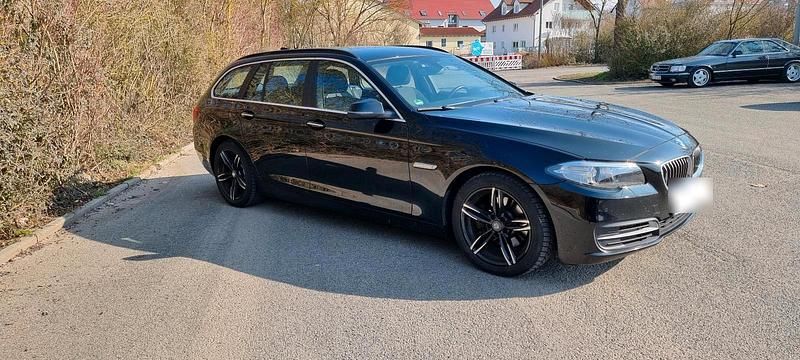 Gebraucht BMW 520 184 PS (135 kW) 2013 Schwarz Kombi