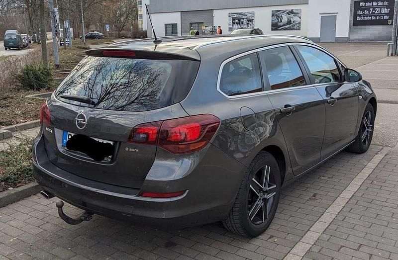 Gebraucht Opel Astra Eco 120 PS (88 kW) 2012 Kombi