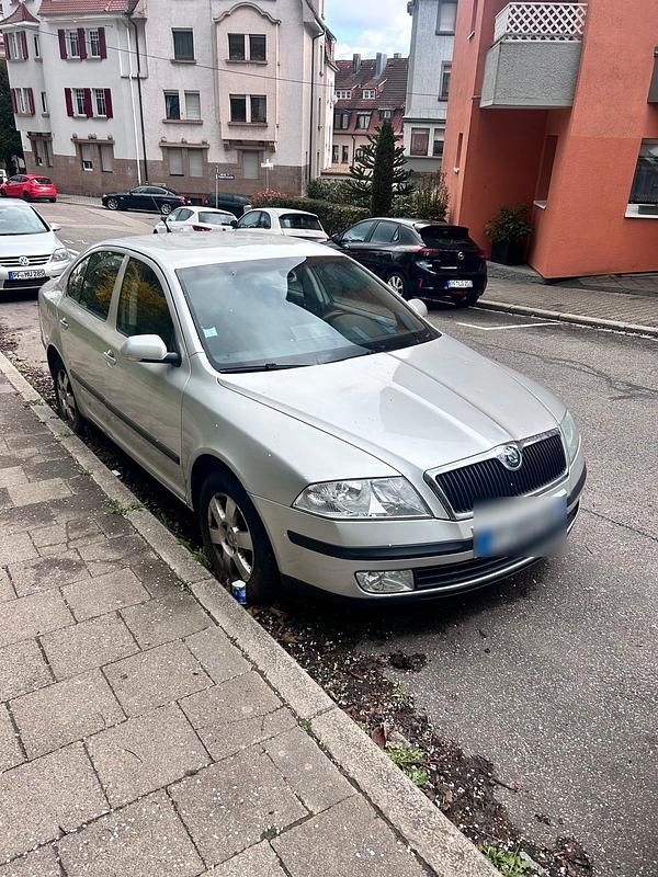 Gebraucht Skoda Octavia 105 PS (77 kW) 2005 Silber Limousine