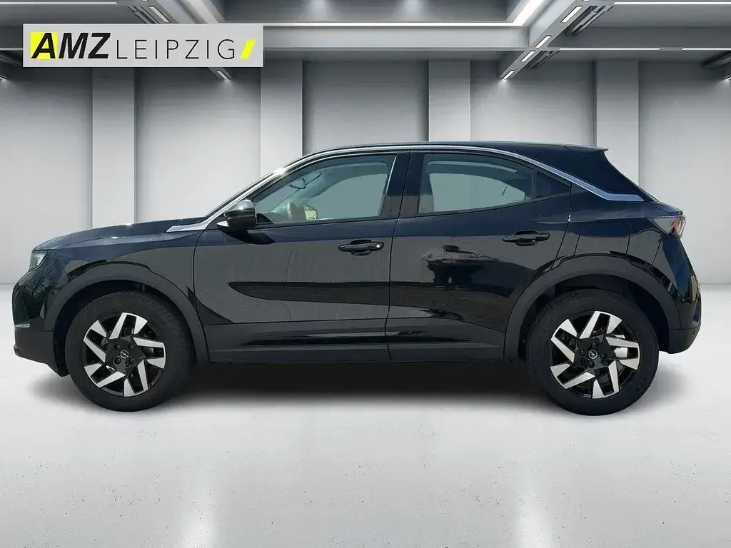 Gebraucht Opel Mokka Elegance 101 PS (74 kW) 2024 Lackierung schwarz perla nera/ SUV
