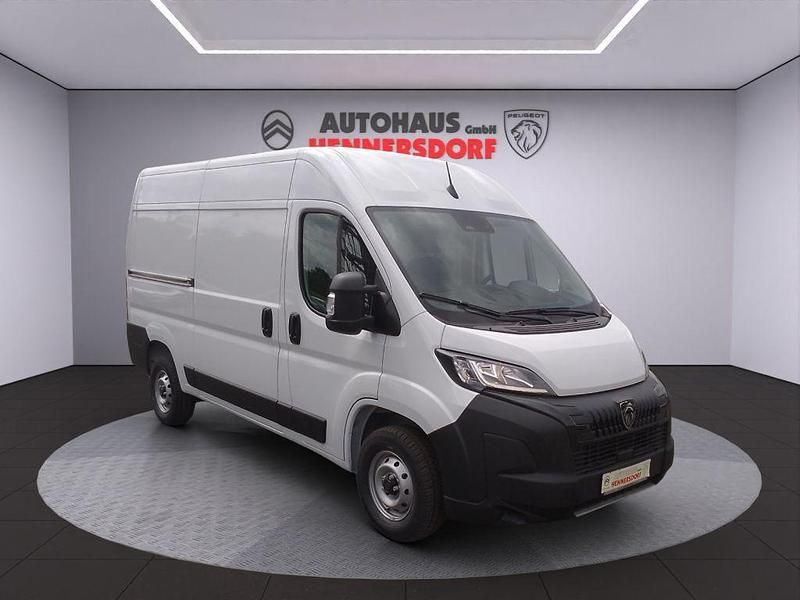 Neu Peugeot Boxer 140 PS (102 kW) 2025 Kaolin weiß Van
