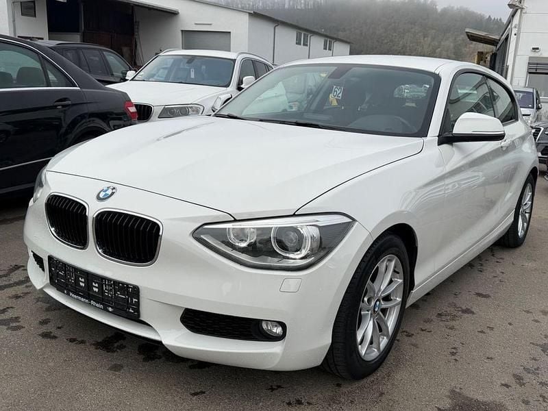 Gebraucht BMW 118 Performance 143 PS (105 kW) 2013 Weiß Kleinwagen