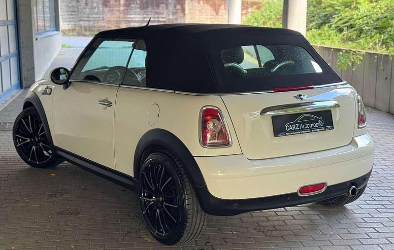 Gebraucht Mini Cooper Cabriolet 122 PS (89 kW) 2010 Weiß Cabrio
