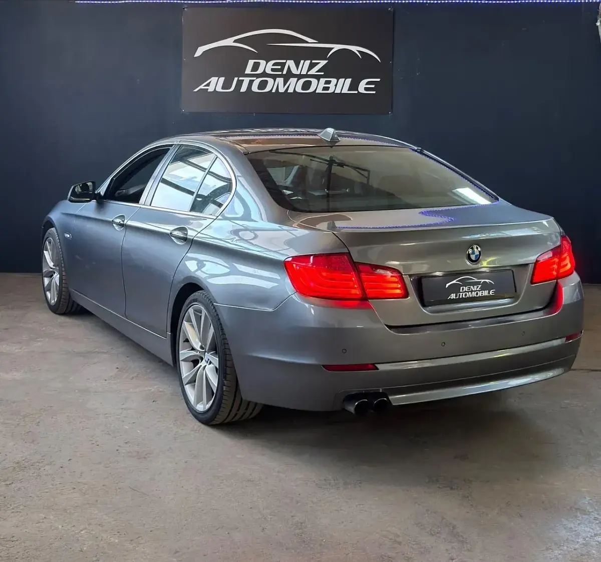 Gebraucht BMW 525 218 PS (160 kW) 2013 Grau Limousine