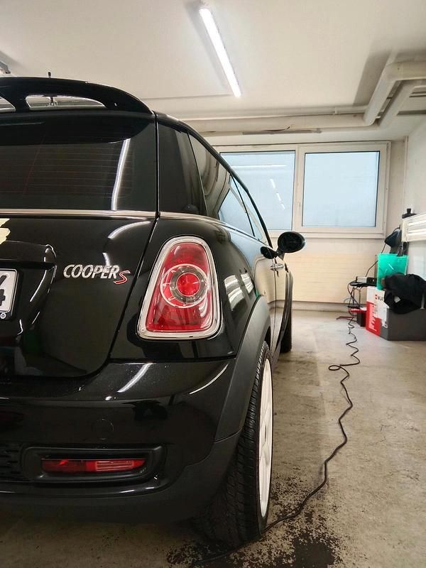 Gebraucht Mini Cooper S 184 PS (135 kW) 2012 Schwarz Kleinwagen