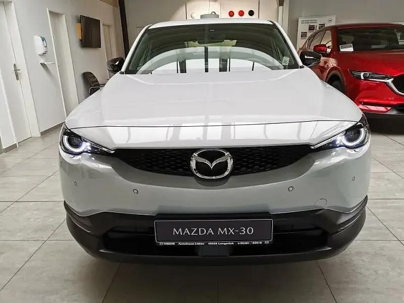 Gebraucht Mazda MX30 Comfort 107 kW (146 PS) 2021 Ceramic white (metallic) SUV