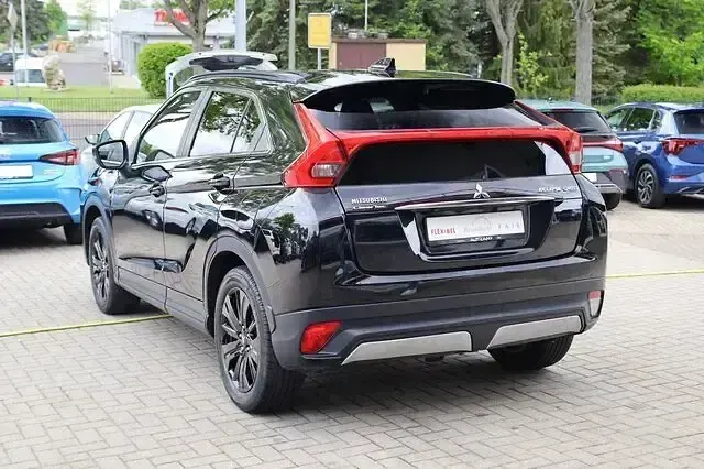 Używany Mitsubishi Eclipse Cross Basis 163 KM (119 kW) 2020 Czarny SUV