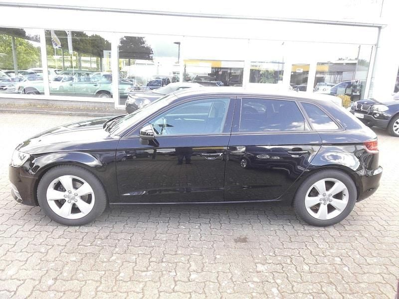 Gebraucht Audi A3 Sportback Ambition 150 PS (110 kW) 2014 Schwarz Kleinwagen