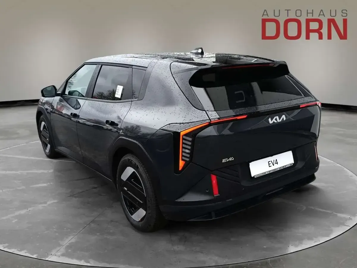 Neu Kia EV4 Earth 50 kW (68 PS) 2026 Grau SUV