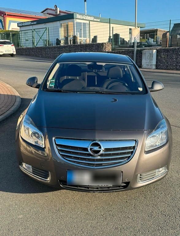 Gebraucht Opel Insignia Edition 220 PS (161 kW) 2009 Grau Limousine