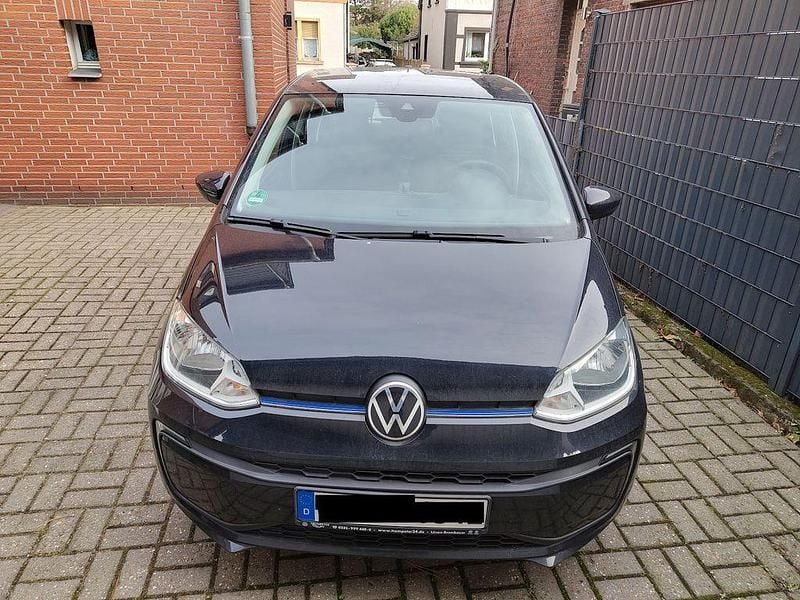 Gebraucht VW e-up! Style 61 kW (83 PS) 2022 Schwarz Kleinwagen