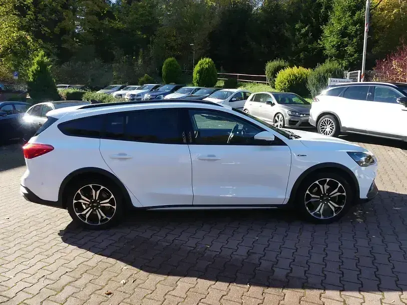 Używany Ford Focus 150 KM (110 kW) 2019 Biały Kombi