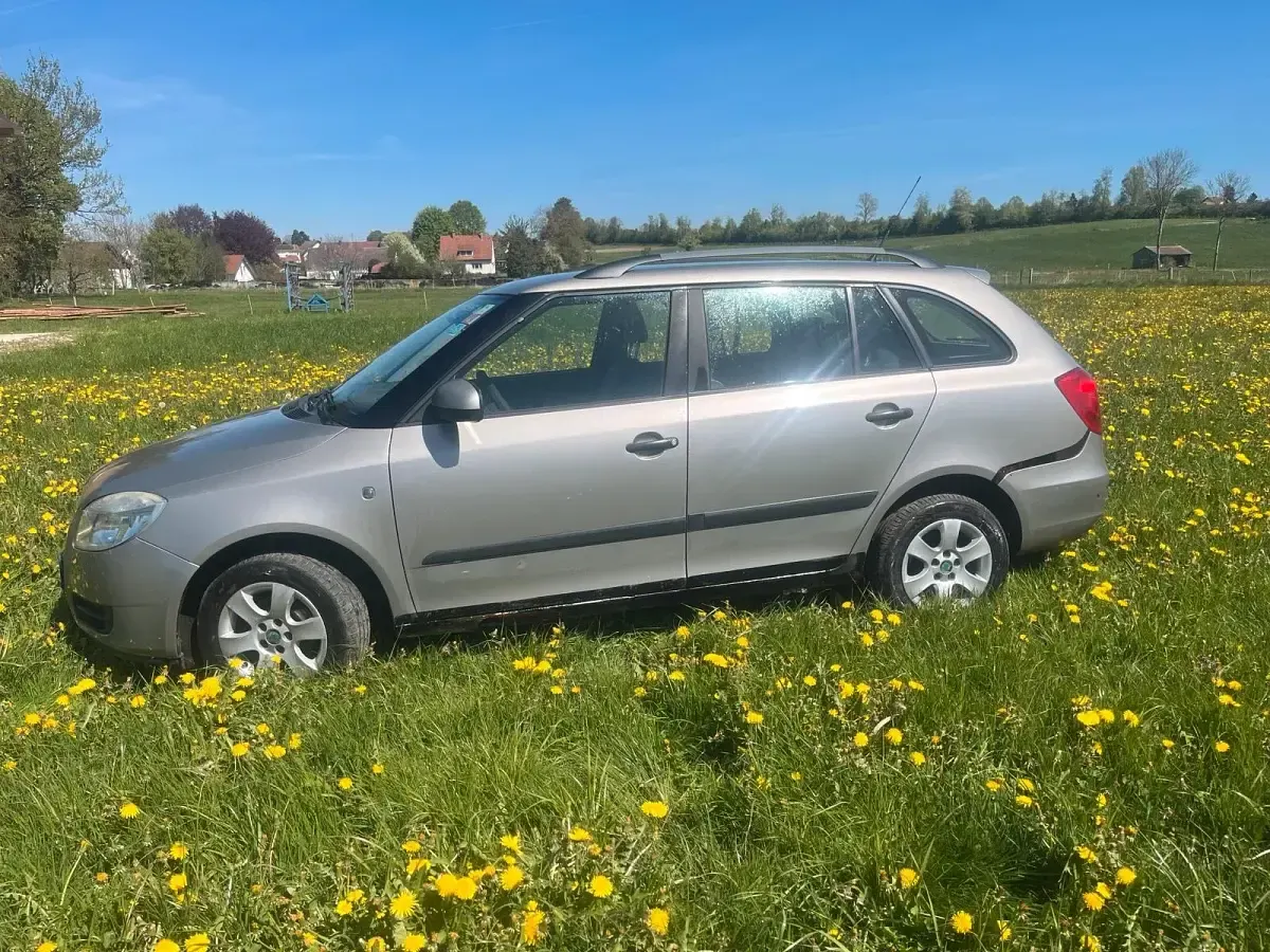 Gebraucht Skoda Fabia 70 PS (51 kW) 2009 Silber Kombi