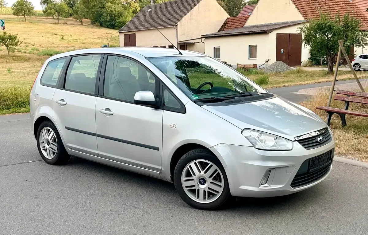Gebraucht Ford C-MAX 115 PS (84 kW) 2010 Silber Van / Kleinbus