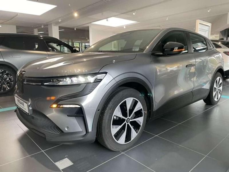 Dolomitgrau metallic Gebraucht 2023 Renault Megane E-Tech Evolution Limousine | 27.900 € - Bild 1/4
