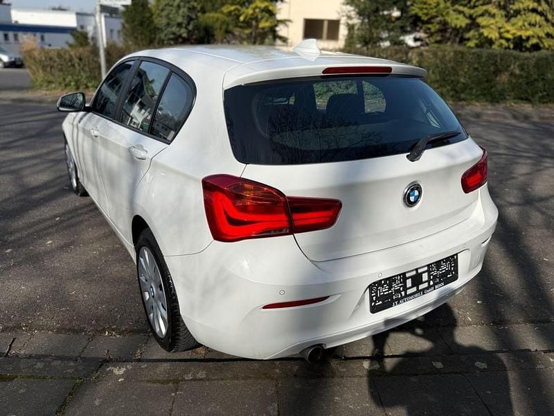 Gebraucht BMW 118 Advantage 150 PS (110 kW) 2017 Weiß Kleinwagen