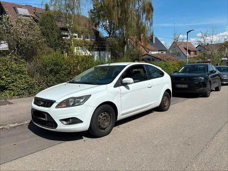 Usata Ford Focus 80 CV (58 kW) 2010 Bianco Utilitaria