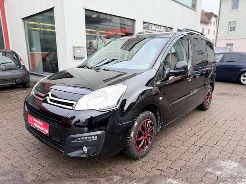 Gebraucht Citroën Berlingo Shine 120 PS (88 kW) 2016 Lack onyx schwarz Van / Kleinbus