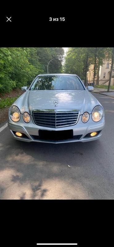 Silber Gebraucht 2009 Mercedes E220 Limousine | 3.200 € - Bild 1/4