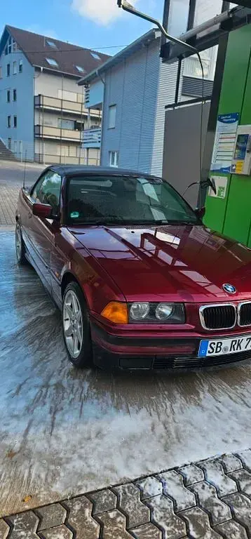 Gebraucht BMW 318 116 PS (85 kW) 1996 Rot Cabrio