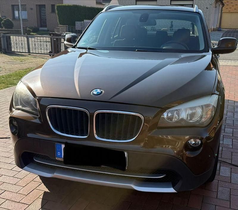 Second-hand BMW X1 143 CP (105 kW) 2012 Maro SUV
