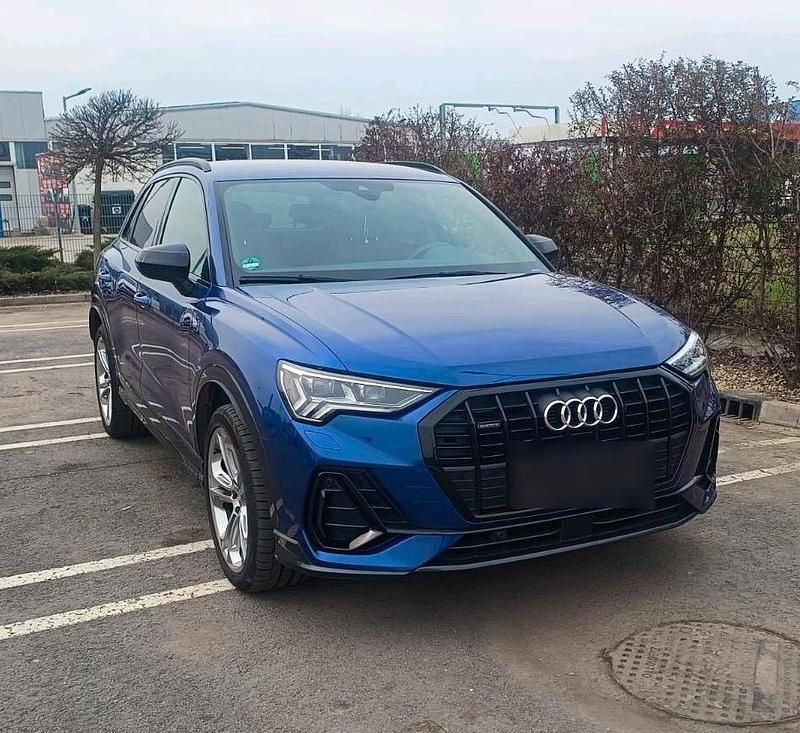 Gebraucht Audi Q3 S-Line 230 PS (169 kW) 2019 Blau SUV