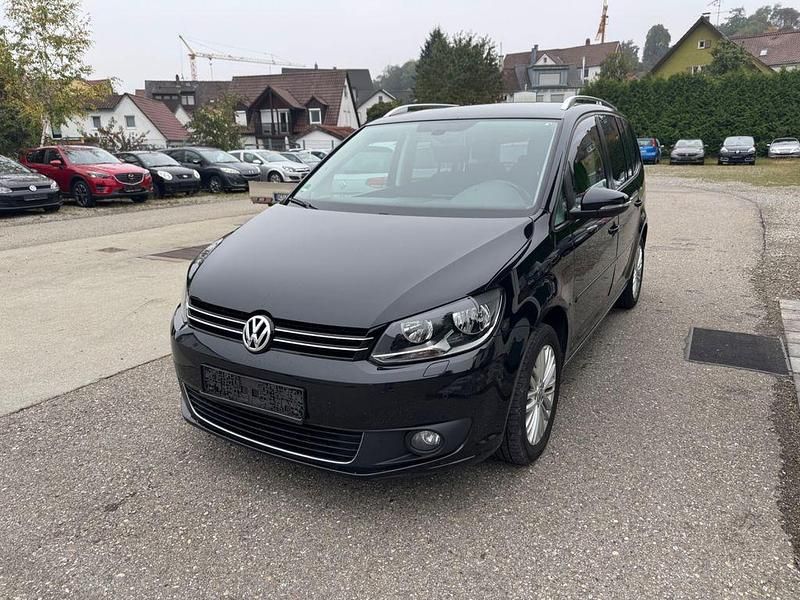 Schwarz Gebraucht 2014 VW Touran Cup Van / Kleinbus | 8.900 € (Superpreis) - Bild 1/4